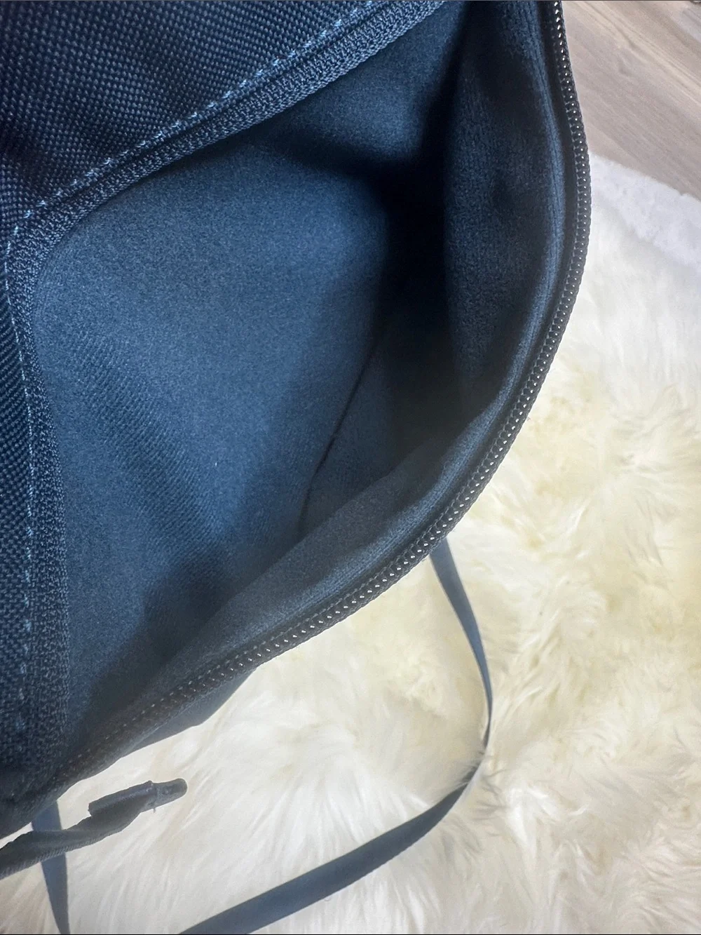 🆕NWOT Nike Futura Navy Crossbody Bag with White Logo